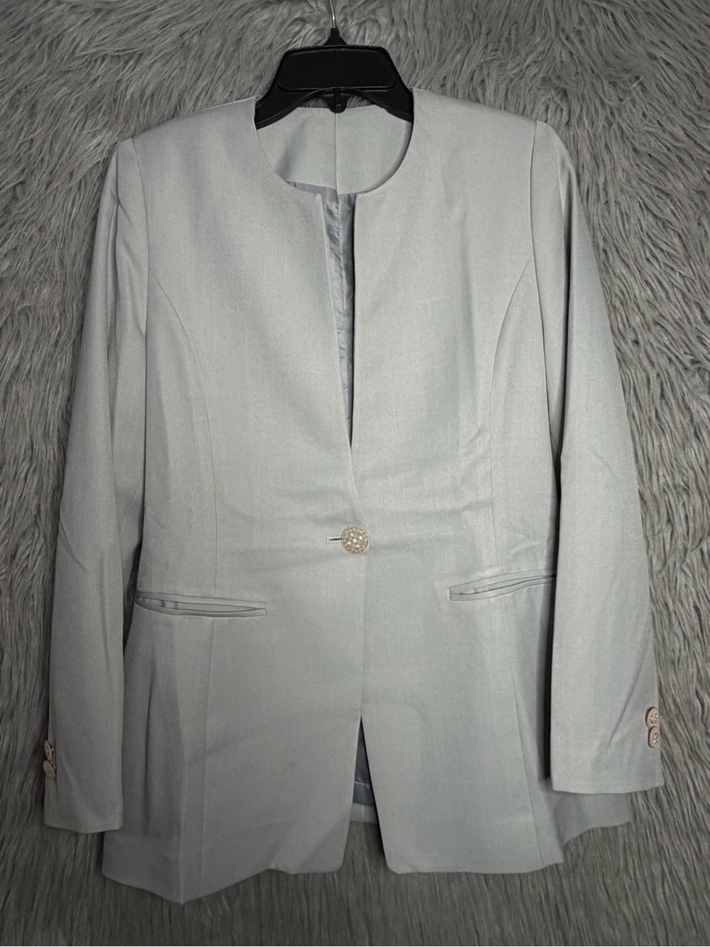 Women's Light Gray Single-Button Collarless Blazer